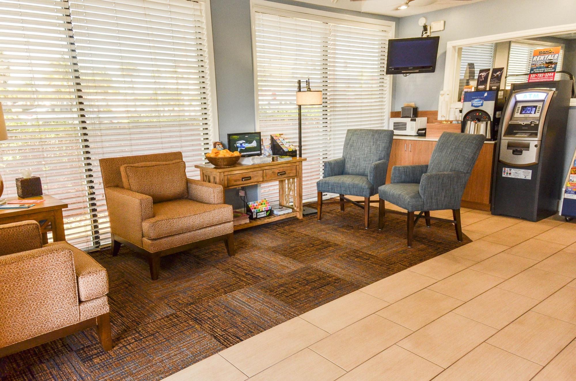 Days Inn By Wyndham Cocoa Beach Port Canaveral Ngoại thất bức ảnh