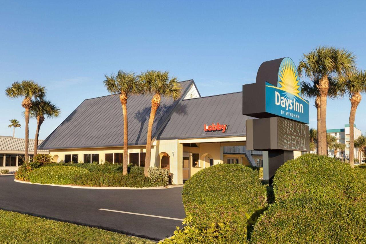 Days Inn By Wyndham Cocoa Beach Port Canaveral Ngoại thất bức ảnh