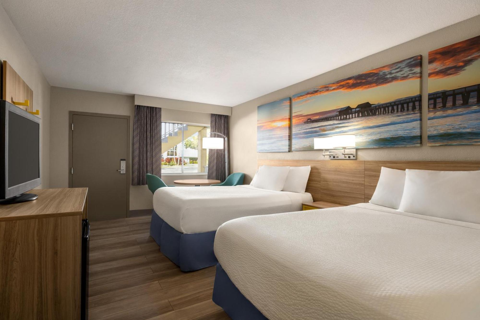 Days Inn By Wyndham Cocoa Beach Port Canaveral Ngoại thất bức ảnh
