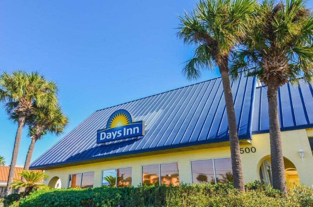 Days Inn By Wyndham Cocoa Beach Port Canaveral Ngoại thất bức ảnh
